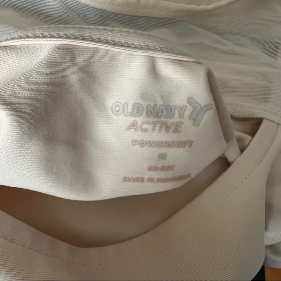 Old Navy Cream Long Sleeve Crop Top - Picture 4 of 4